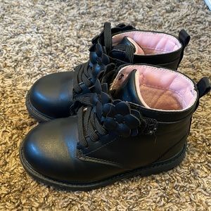 Toddler girl black carter combat boots